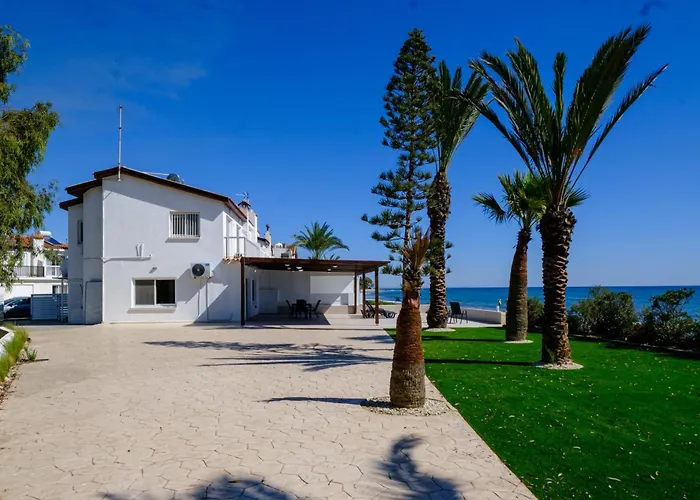 Shoreline House * Larnaka