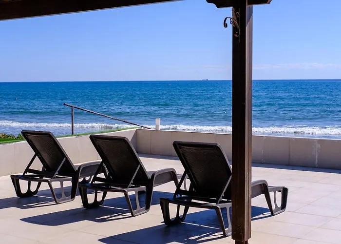 Shoreline House بيت للعطل *